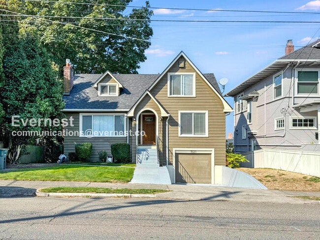 Building Photo - 1521 31st Ave S