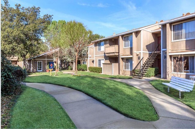 Village At Fair Oaks Apartments Village At Fair Oaks Apartments