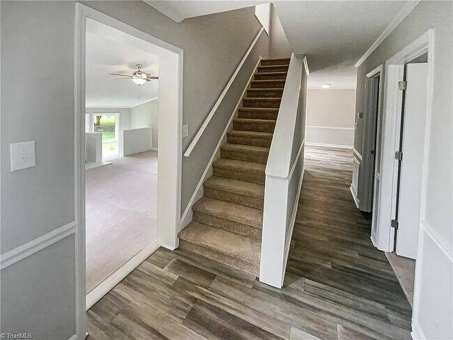 Foto del edificio - 173 Ginny Ln