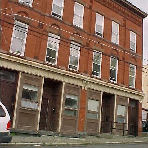 Building Photo - 54-56 Willow St