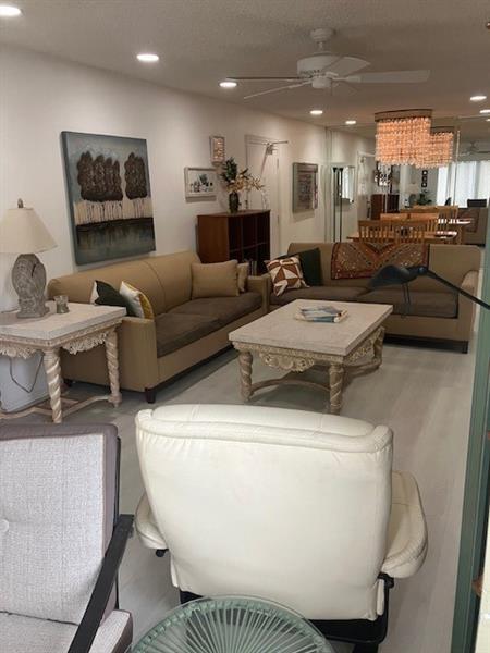 Foto del edificio - 6369 Bay Club Dr