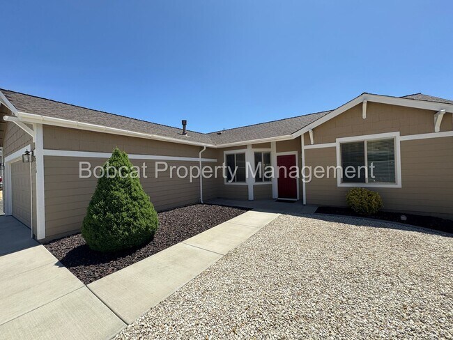 Foto del edificio - 3 Bedroom, 2 Bathroom Home Located in Dayton