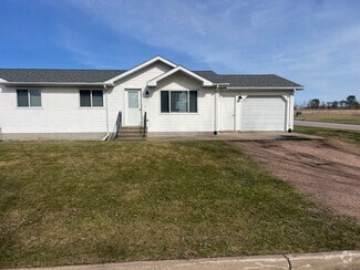 Building Photo - 600 N Steven Ave