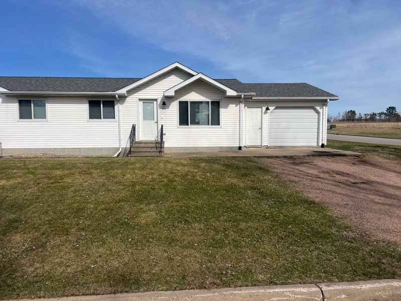 Primary Photo - 600 N Steven Ave