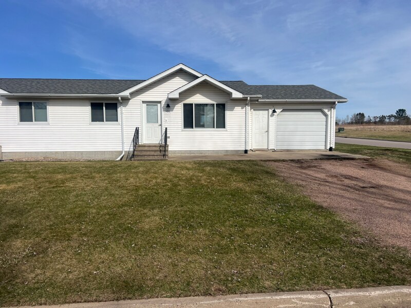 Foto principal - 708 N Steven Ave
