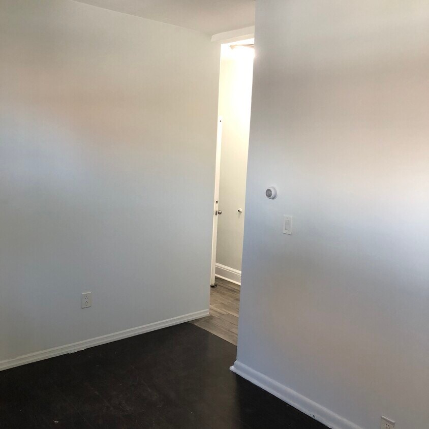 Foto principal - 109 Cummings St