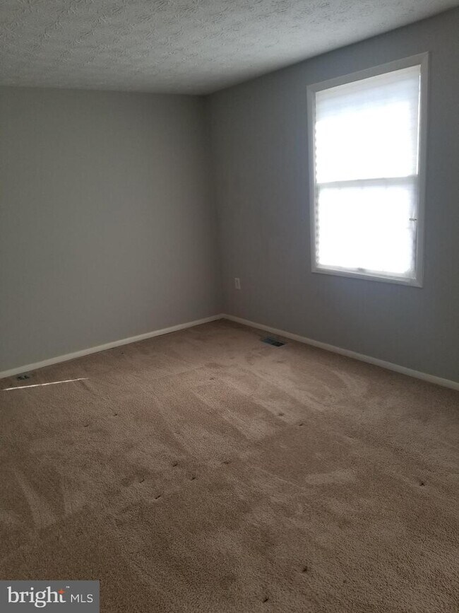 Building Photo - 7006 Bryant Towne Ct