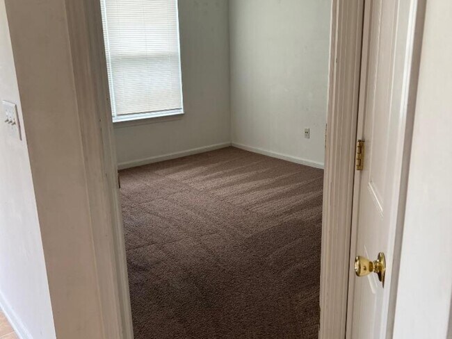 Foto del edificio - 4217 Carson Ln
