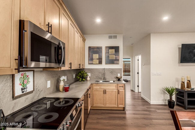 Foto del edificio - 12005 N Panorama Dr