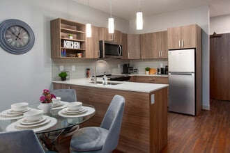 Building Photo - Telford Mews In Leduc Village