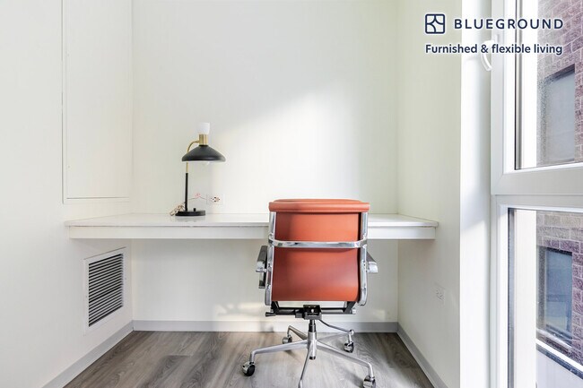 Foto del edificio - 343 W Schiller St