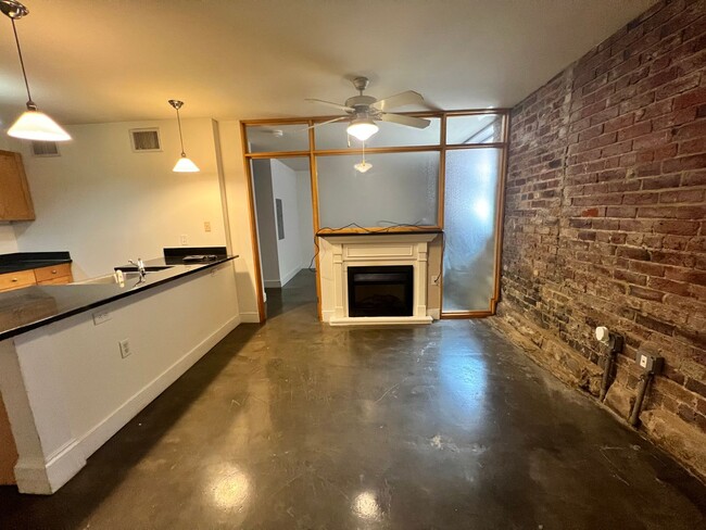 Foto del interior - The Corner Lofts - 1321 E. Main St.