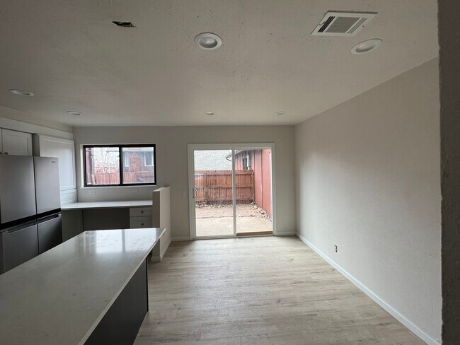 Dining room - 1338 S Crystal Way