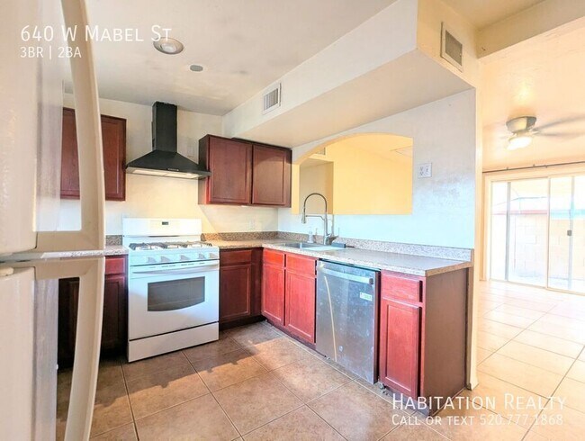 Foto del edificio - 640 W Mabel St