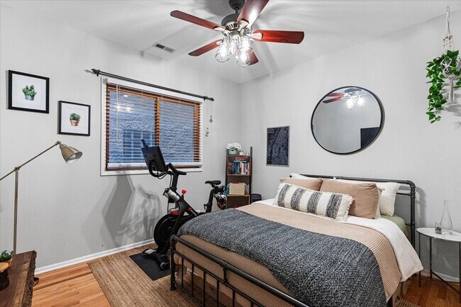 Foto del edificio - 1512 N Hudson Ave