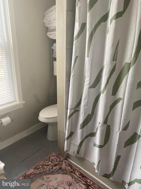 Foto del edificio - 204 W Main St