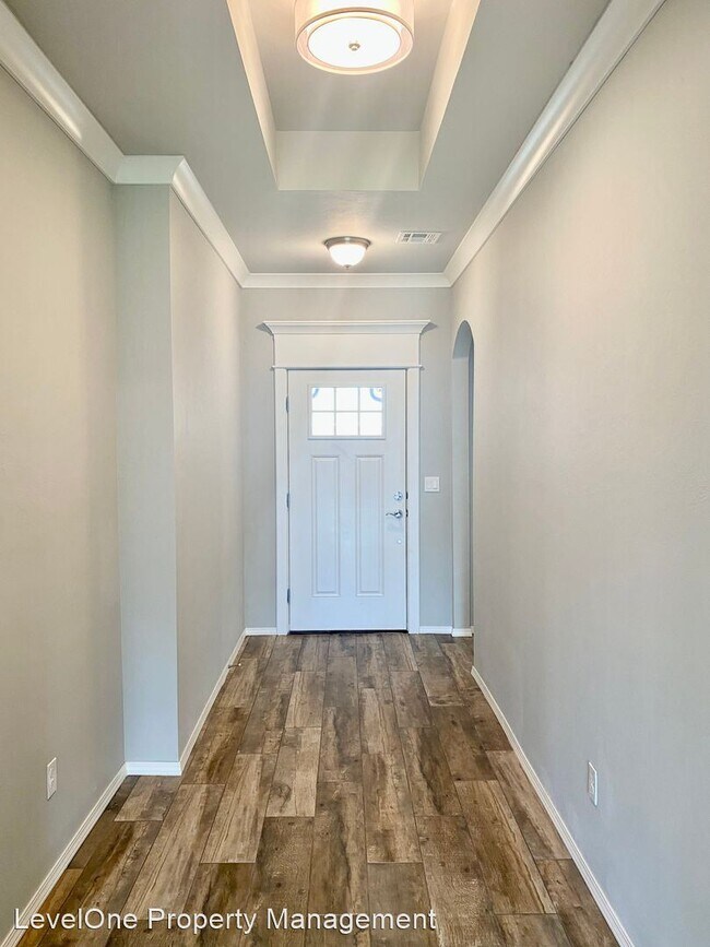 Building Photo - 3 br, 2 bath House - 8300 NW 151st Street
