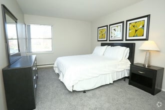 Interior Photo - Spice Tree