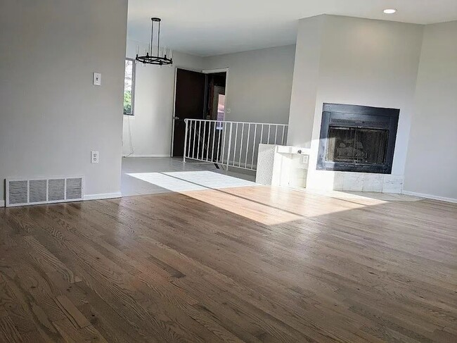 Living Room - 5777 Tuckerman Ln