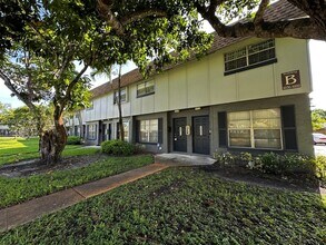Building Photo - 4876 NW 9th Dr