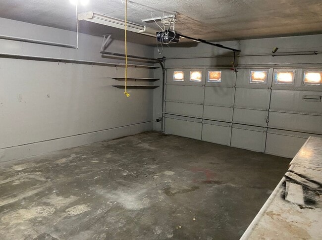 Building Photo - Nice 4 bed 2 bath home for rent!!