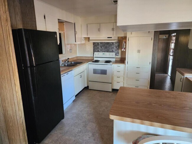 Foto del edificio - 9 Red Mesa Ave