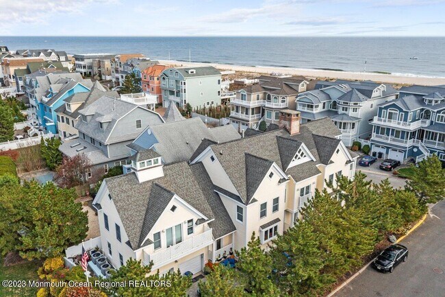 Foto del edificio - 1621 Beacon Ln