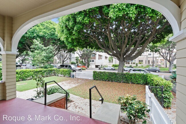 Building Photo - 2 br, 2 bath Apartment - 842-844 2nd Stree...