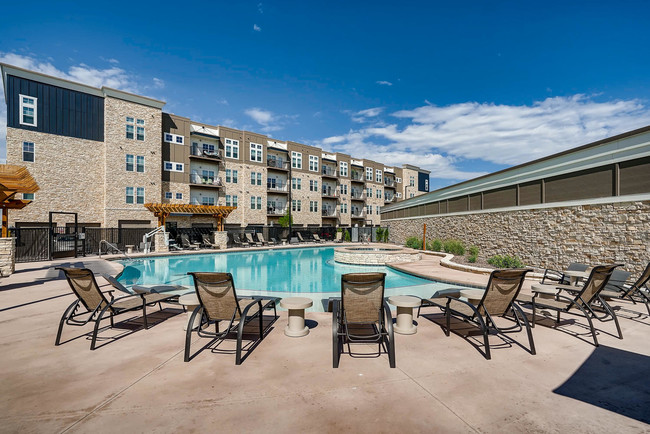 Caliber at Cornerstar | Aurora, CO Apartments - Caliber at Cornerstar