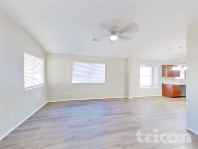 Foto del edificio - 1411 Catalina Dr