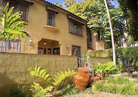 Foto del edificio - 1031 N Croft Ave