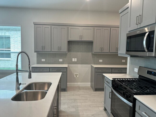 Foto del edificio - 3104 Ferrero Ln