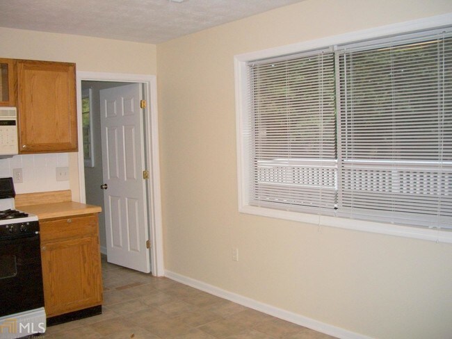 Building Photo - 995 Orchard Mill Ct