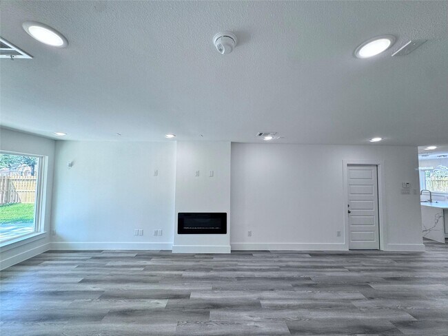 Foto del edificio - 801 Woodard St