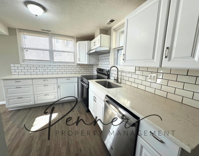 Building Photo - 18406 Shoshone Dr