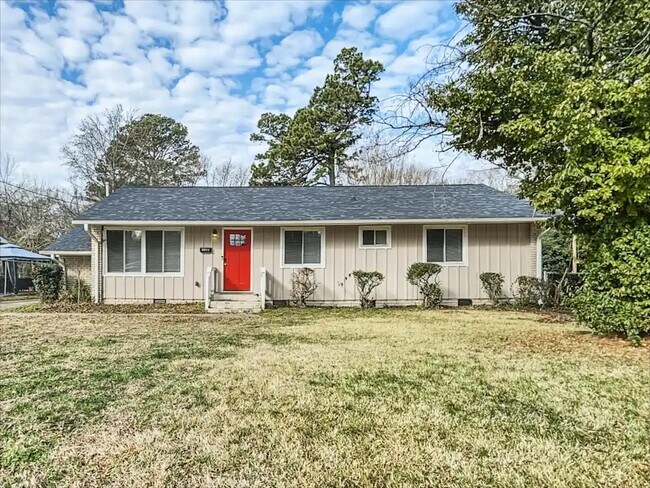 Building Photo - 2913 Berkley Ave