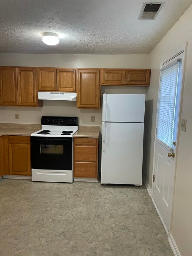 380 Woodstock Ln, Winchester, VA 22601 Townhome Rentals in Winchester