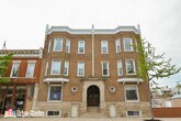 Primary Photo - 2143 W Chicago Ave