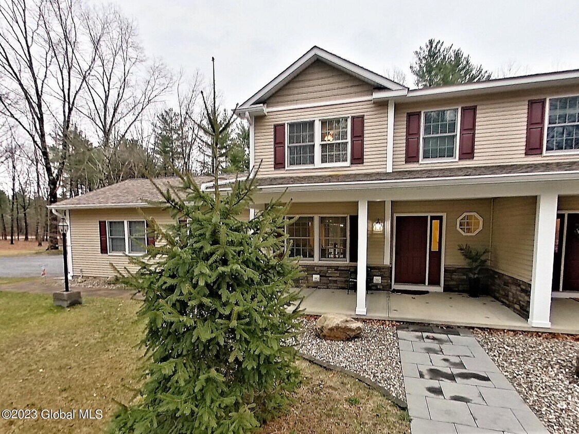 6A Margies Way, Stillwater, NY 12170 Townhome Rentals in Stillwater