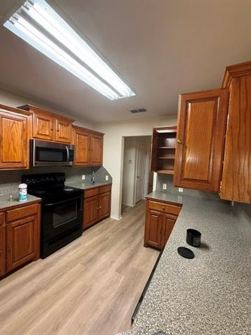 Foto del edificio - 6609 Inverness St
