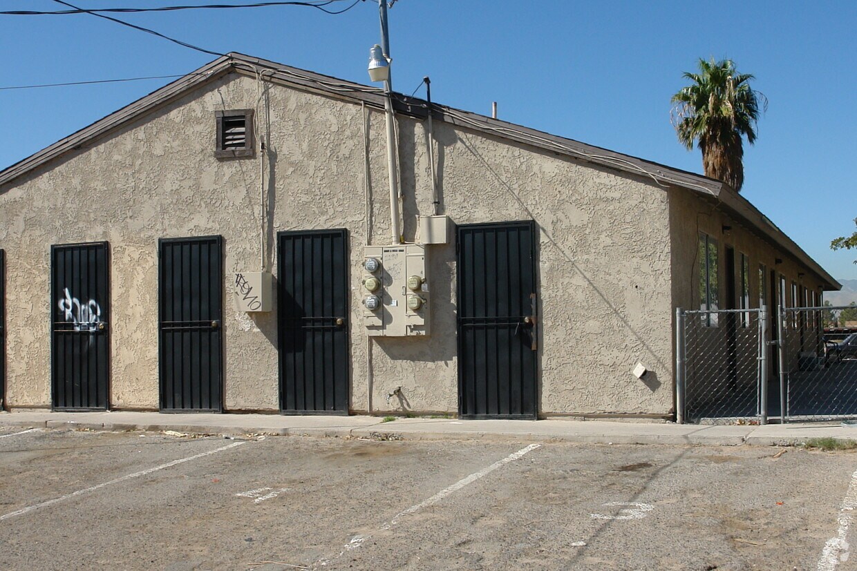 2290 N Lamb Blvd, Las Vegas, NV 89115 Apartments in Las Vegas, NV