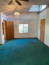 Building Photo - 4800 Airway Dr NE