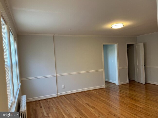 Building Photo - 410 Bashford Ln