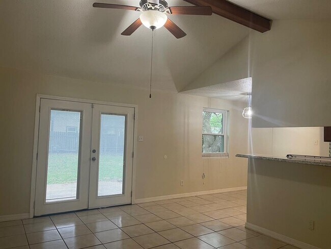 Foto del edificio - 6023 Ludington Dr