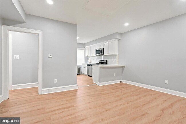 Foto del edificio - 5548 Ridge Ave