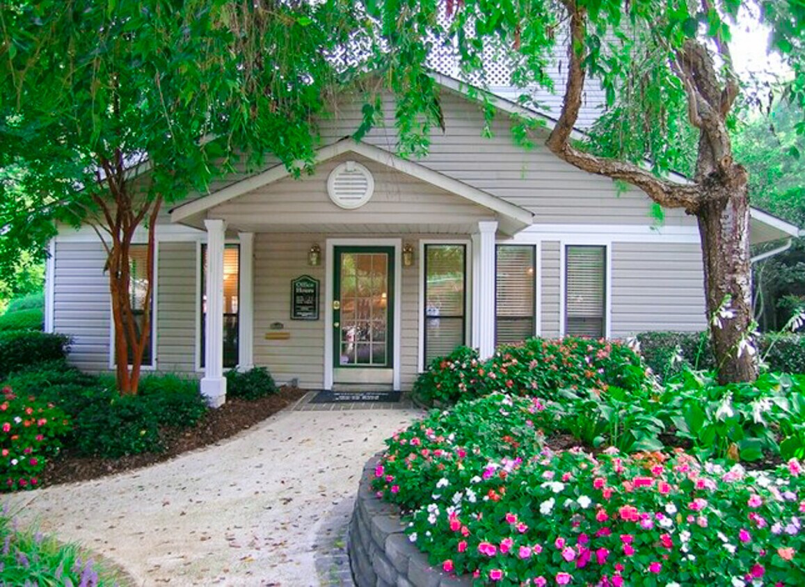 Silver Creek Apartments 1776 Summit Forest Dr Marietta, GA