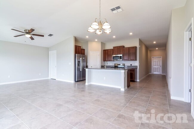 Building Photo - 10409 Fairy Moss Ln