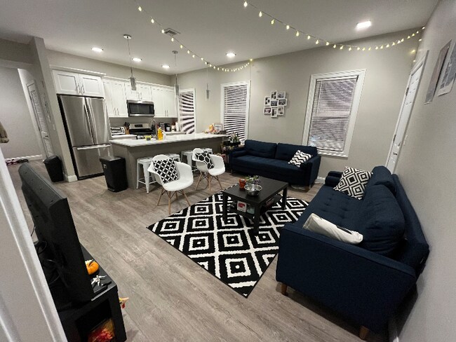 Photo - 14 Trenton St Apartment