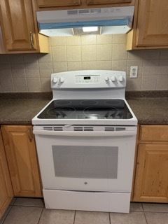 Foto del edificio - 904 Meadow Woods Ln