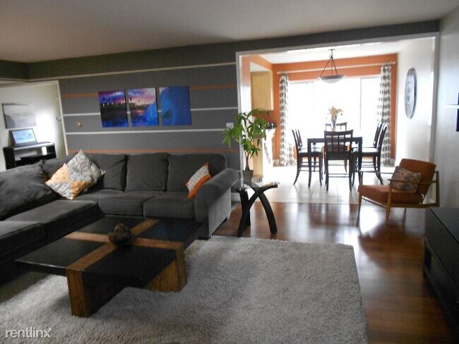 Foto del edificio - 1828 Linwood St